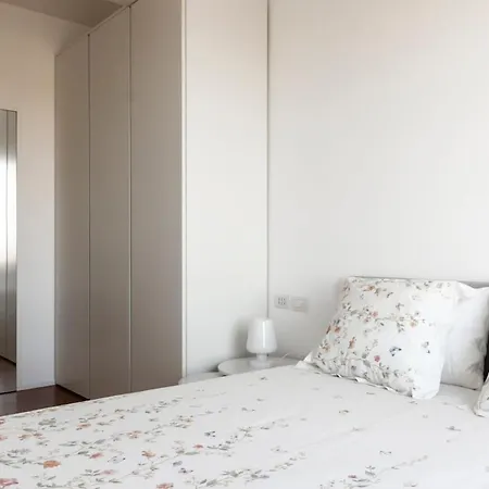 Olimpico Prestige Апартаменты *